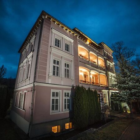 Willa Arabeska Lądek-Zdrój Buitenkant foto